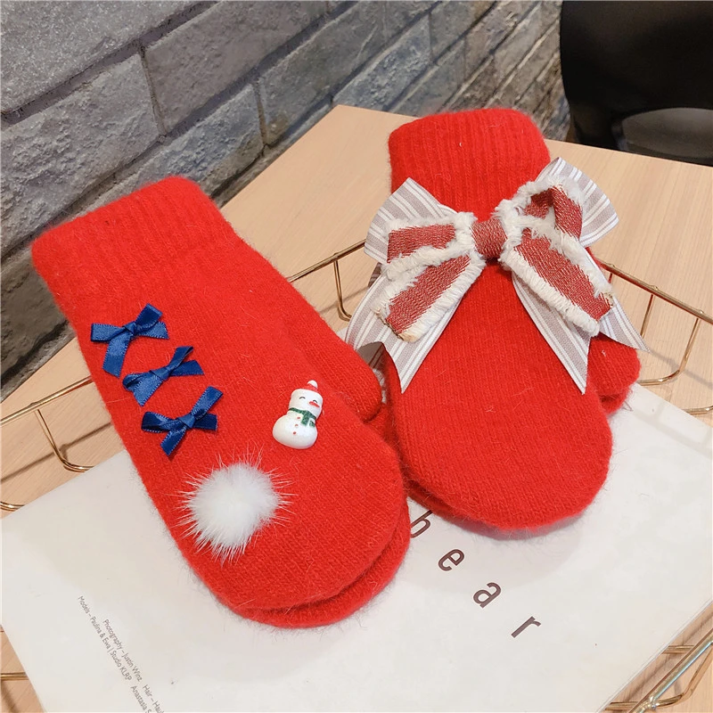 Christmas Series Female Red Festive Happy Snowman Cute Cartoon Students Wrapped Fingers Thickened Velvet Anti-Wind and Cold Warm Gloves